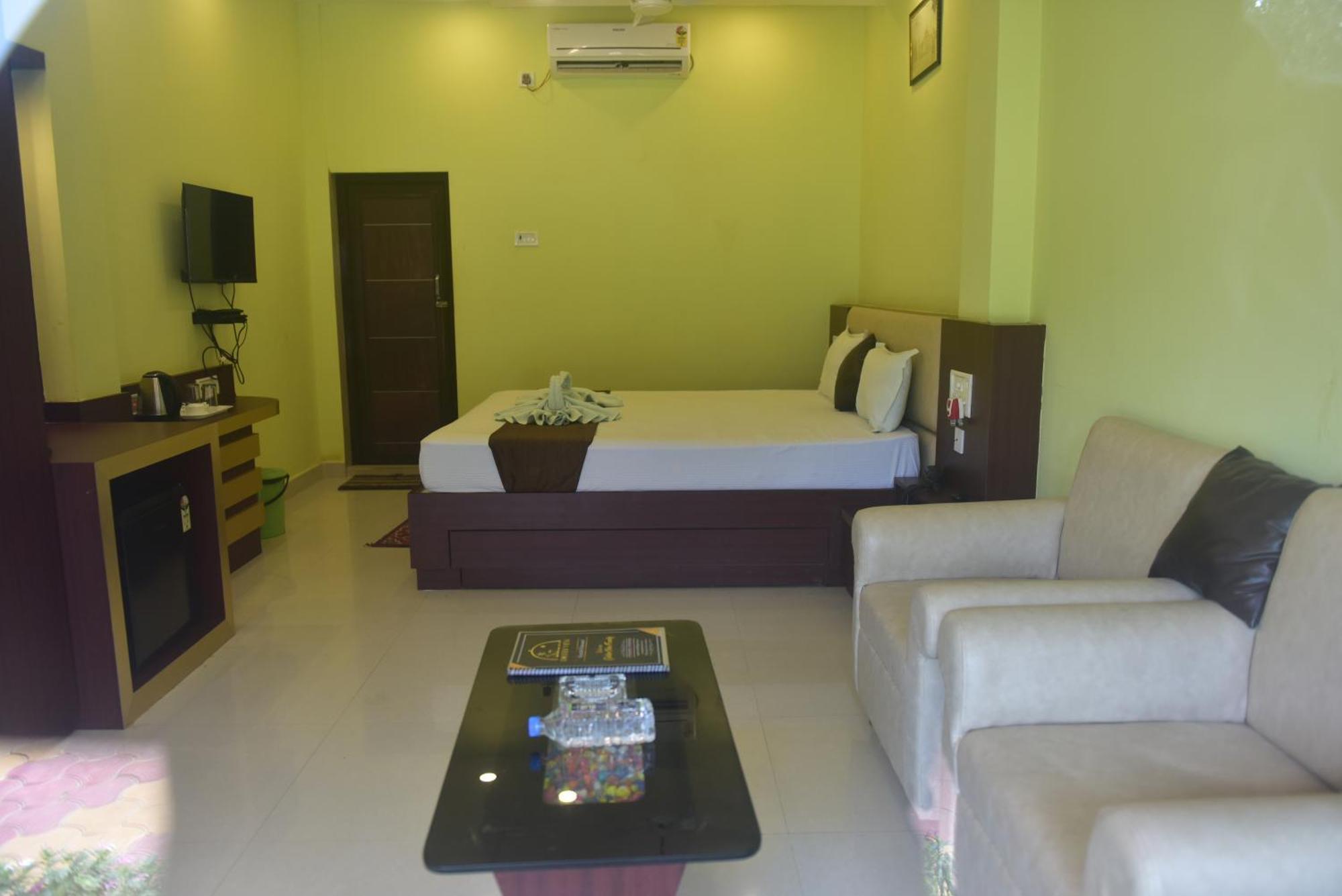 Golden View Resort And Restaurant Tajpur Bagian luar foto