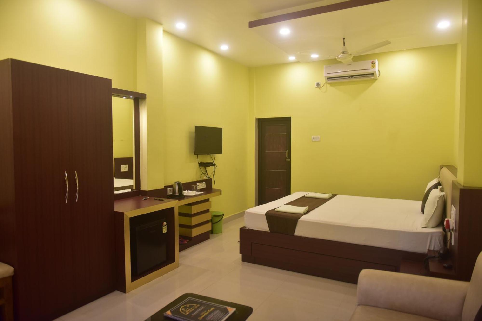 Golden View Resort And Restaurant Tajpur Bagian luar foto