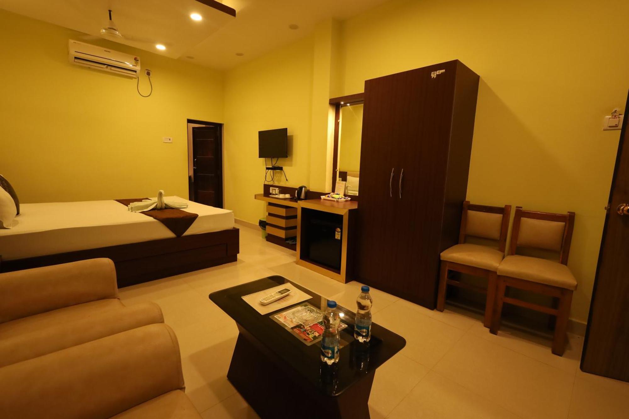 Golden View Resort And Restaurant Tajpur Bagian luar foto